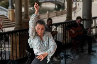 Flamencotänzerin auf der Plaza de España