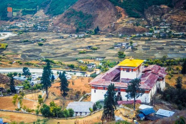 Der Rinpung Dzong (Rinche Pung Dzong) bzw. Paro Dzong