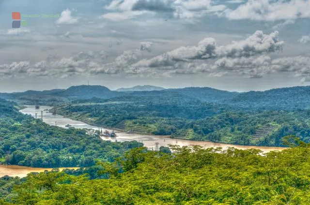 NFT_001: Der Panamakanal bei Gamboa