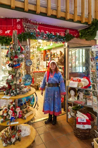 Im Shop des Weihnachtsmanns am Polarkreis