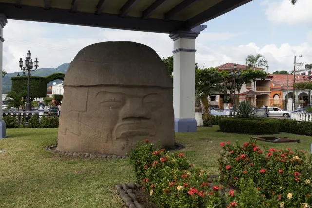 The largest colossal head ever found (3.4 meters high) in Tuxla