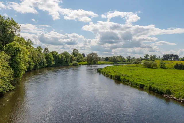 Der Fluss Boyne im County Meath