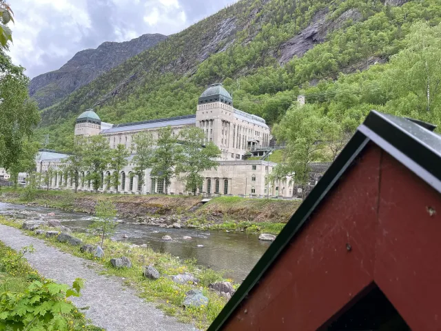 Hydroelectric power station Såheim in Rjukan