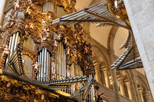 Die mächtige Orgel der Kathedrale