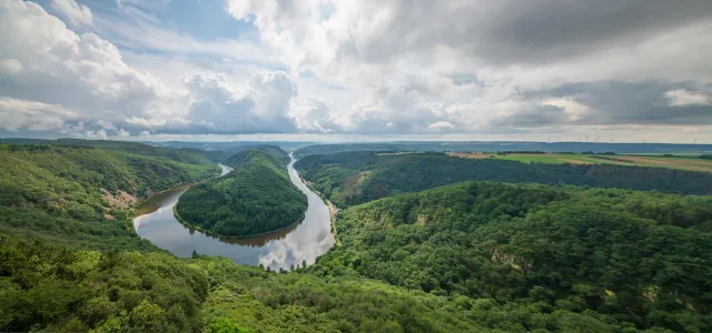 Panorama (from two shots) of the Saar loop