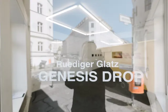 HVW8 - the gallery "Genesis Drop" by Ruediger Glatz in Berlin