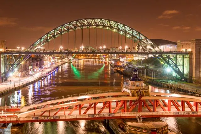  NFT 016: Die Brücken von Newcastle upon Tyne