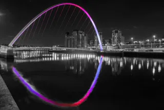 Die Millennium Brücke in Newcastle upon Tyne