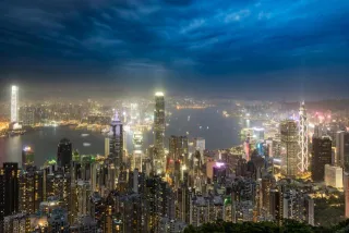 Der Viktoriahafen bei Tag vom "Peaktrail" aus fotografiert